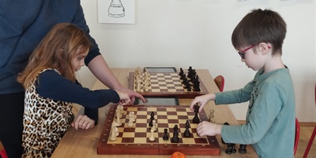 Powiększ grafikę: ii-szkolny-turniej-szachowy-501852.jpg