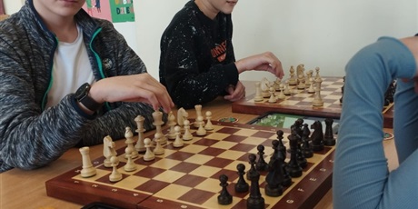 Powiększ grafikę: ii-szkolny-turniej-szachowy-501857.jpg
