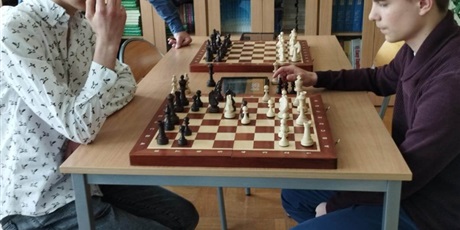 Powiększ grafikę: 1-szkolny-turniej-szachowy-437502.jpg