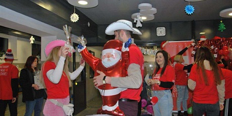 Powiększ grafikę: akcja-szlachetna-paczka-668206.jpg