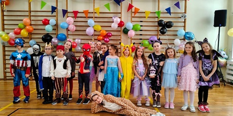 Bal karnawałowy klas 1 - 3 