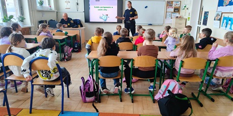 Powiększ grafikę: bezpieczne-ferie-670748.jpg