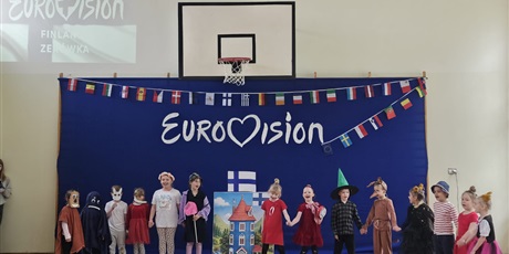 Powiększ grafikę: dzien-europy-692662.jpg