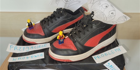 Powiększ grafikę: Praca konkursowa "Wejść w czyjeś buty".