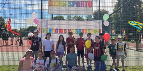 Powiększ grafikę: festyn-szkolny-dzien-sportu-706470.jpg