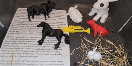 Powiększ grafikę: Prace wykonane przez uczniów, które zwyciężyły w konkursie.