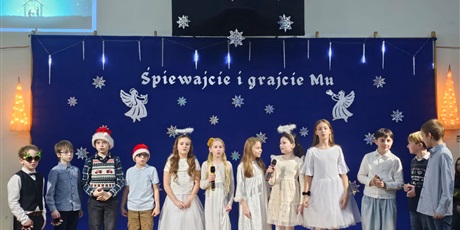 Powiększ grafikę: koncert-swiateczny-665003.jpg