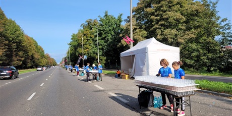 Powiększ grafikę: nasi-wolontariusze-na-polmaratonie-gdansk-464577.jpg