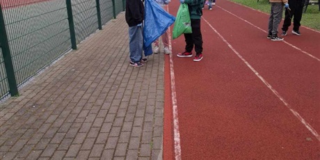 Powiększ grafikę: obchody-dnia-ziemi-612778.jpg