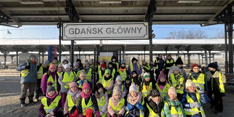 Powiększ grafikę: polkolonie-zimowe-670719.jpg