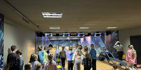 Powiększ grafikę: polkolonie-zimowe-670723.jpg