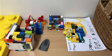 Powiększ grafikę: polkolonie-zimowe-670724.jpg