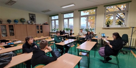 Powiększ grafikę: przerwa-na-czytanie-649515.jpg