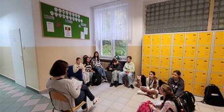 Powiększ grafikę: przerwa-na-czytanie-649518.jpg