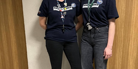 Powiększ grafikę: Trenerki reprezentacji naszej szkoły, biorącej udział w konkursie.