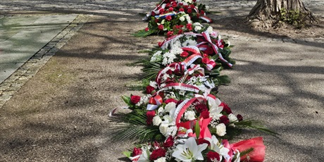 Powiększ grafikę: udzial-w-uroczystosciach-patriotycznych-694438.jpg