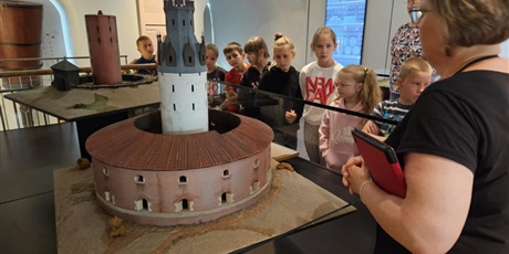 Powiększ grafikę: zajecia-edukacyjne-w-narodowym-muzeum-morskim-629523.jpg