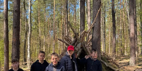 Powiększ grafikę: zielona-szkola-w-lapinie-612798.jpg