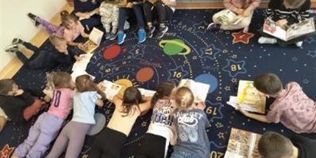 Powiększ grafikę: "Przerwa na czytanie"