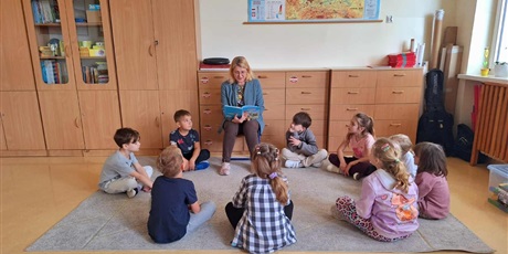 Powiększ grafikę: "Przerwa na czytanie"